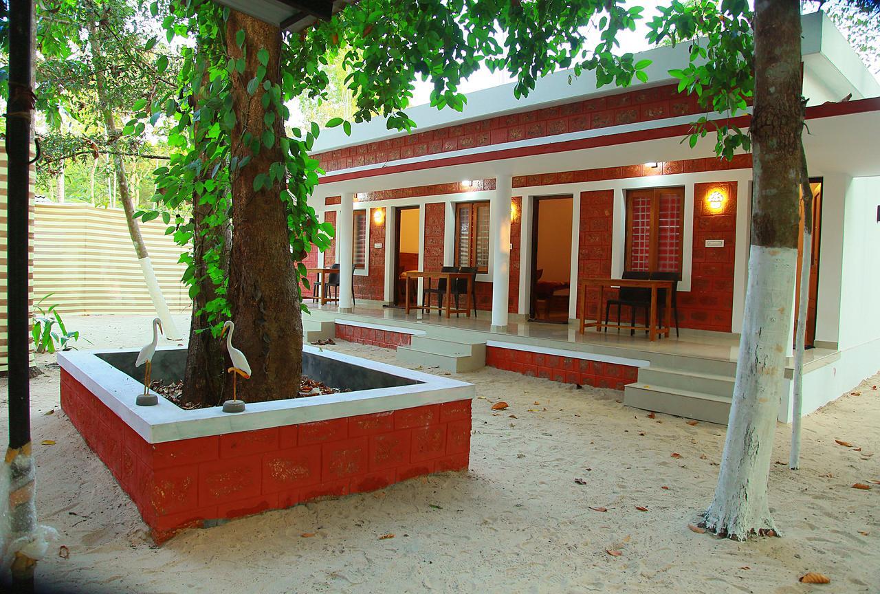 Ferienwohnung Agape Marari Mararikulam Exterior foto
